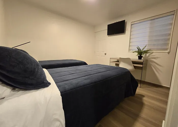 Ah Hotel